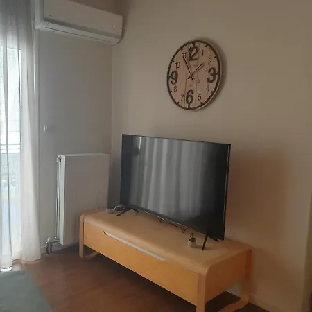 A Pleasent Small -Studio Close To The Port Of Volos Exterior photo